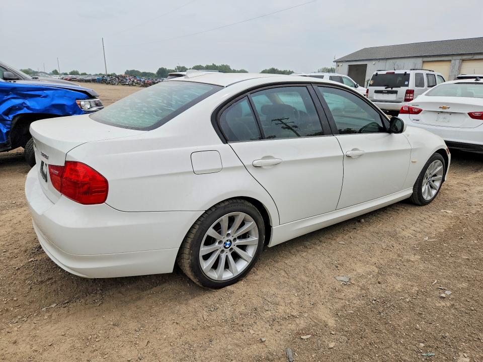 2011 BMW 328 i