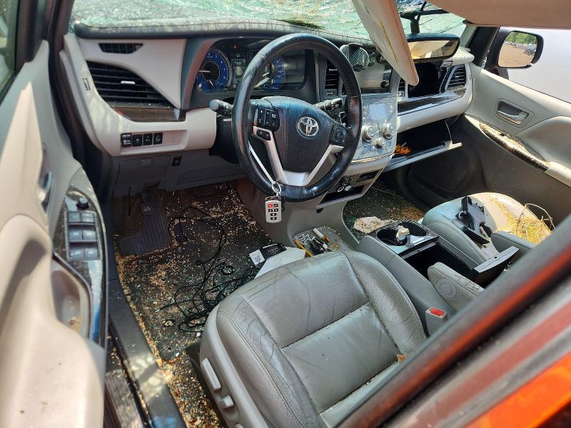 2016 Toyota Sienna xle 7-passenger