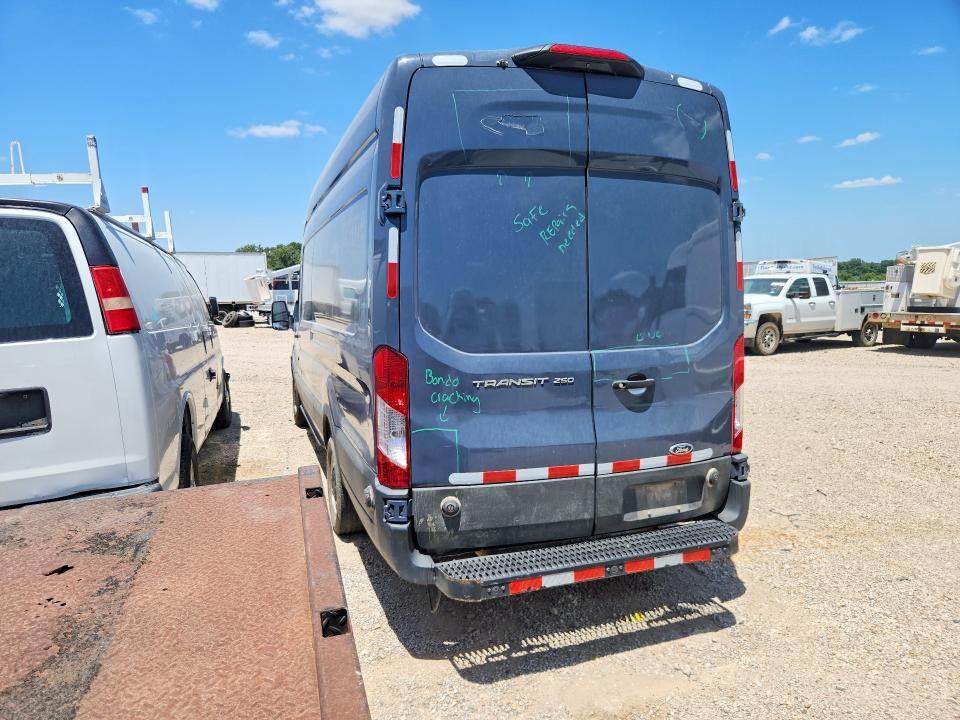 2020 Ford Transit T-250