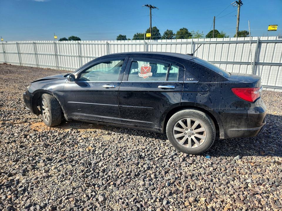 2013 Chrysler 200 Limited