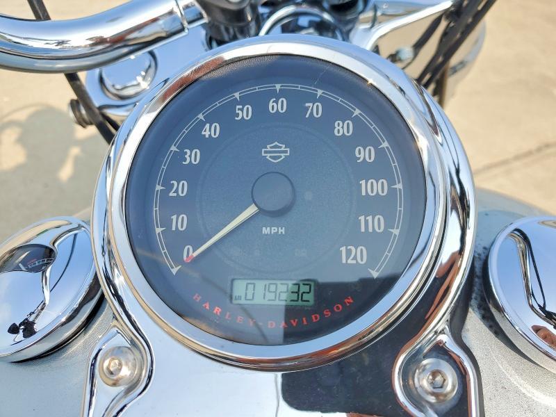 2012 Harley-Davidson FLD Switchback