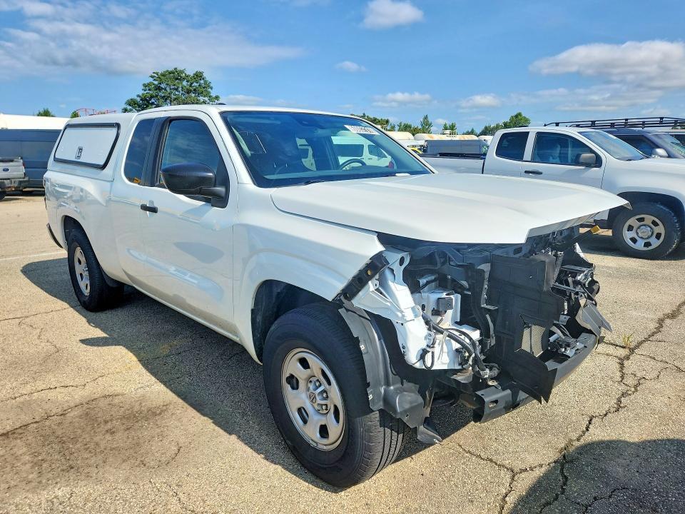 2024 Nissan Frontier s