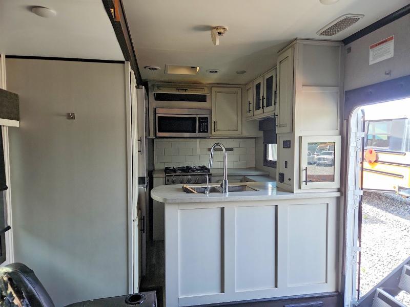 2021 JYC 2021 Jayco Seismic Camper