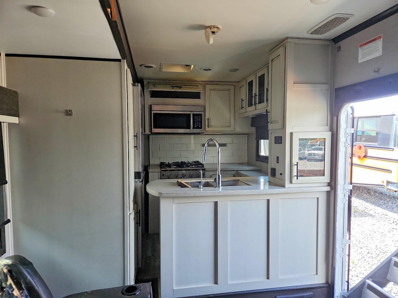 2021 JYC 2021 Jayco Seismic Camper