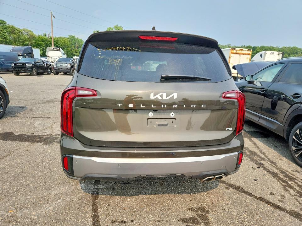 2025 KIA Telluride s
