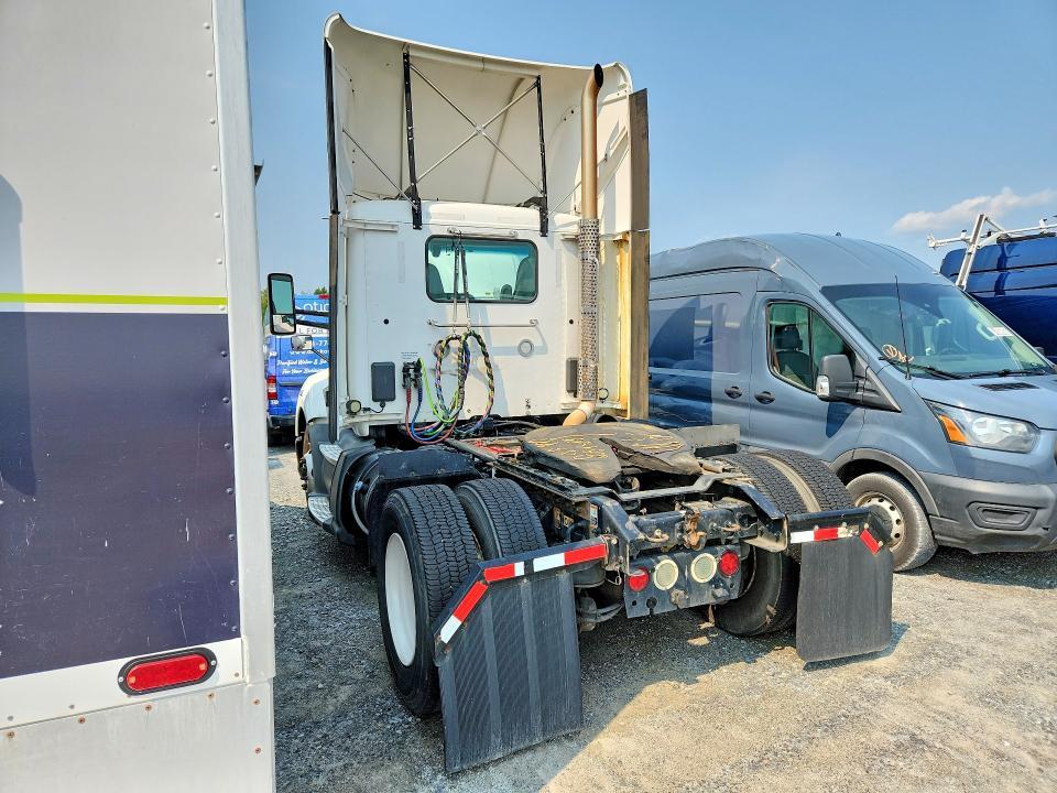 2018 Kenworth T680 Semi Truck