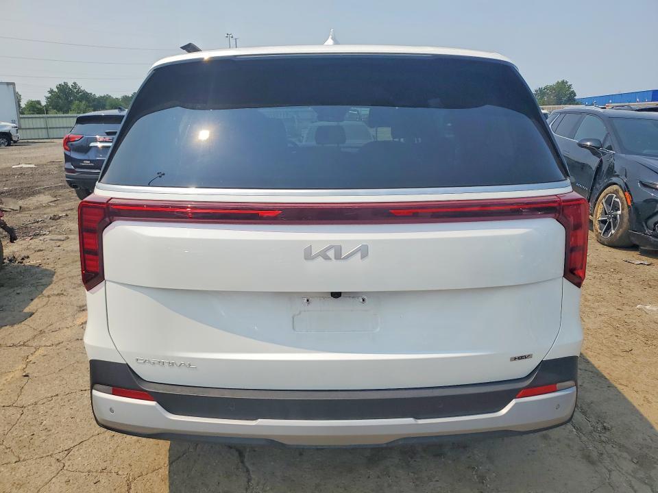2026 KIA Carnival lxs