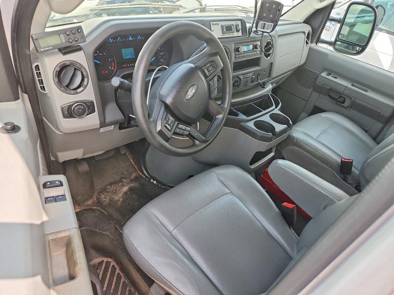 2023 Ford E350 Refrigerated box Truck