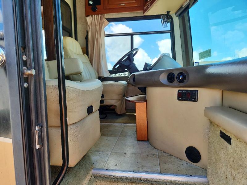 2008 Fleetwood Bounder RV