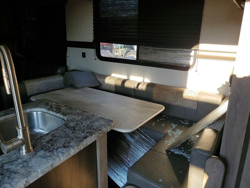 2020 Keystone Zinger Camper