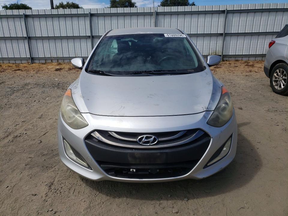 2013 Hyundai Elantra gt Base