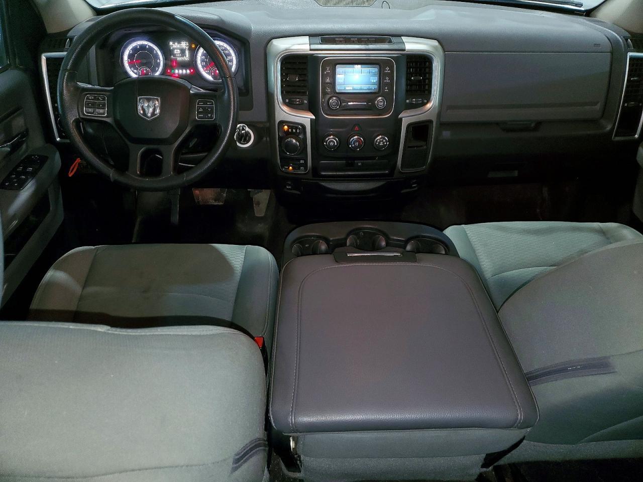 2016 Dodge RAM 1500 SLT