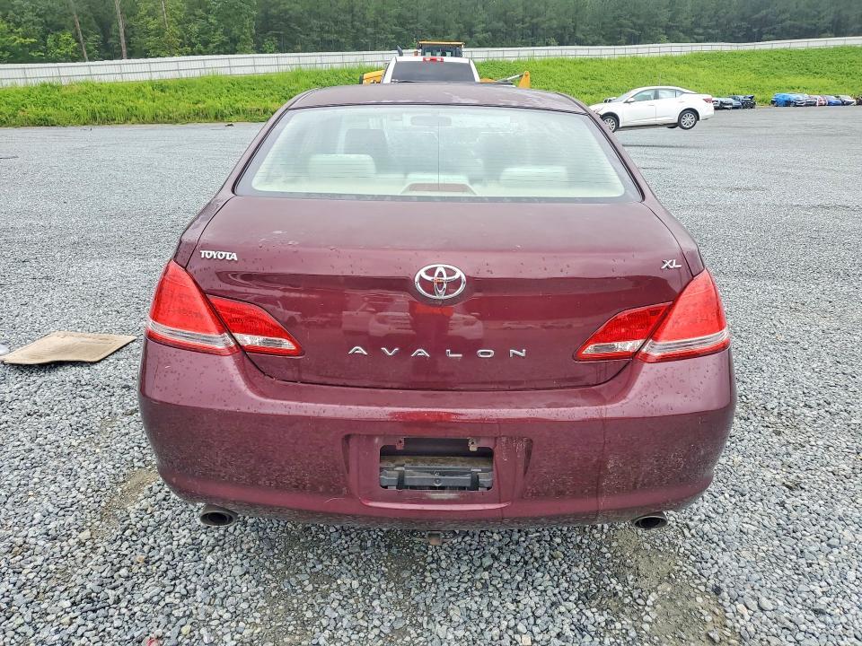 2006 Toyota Avalon xl