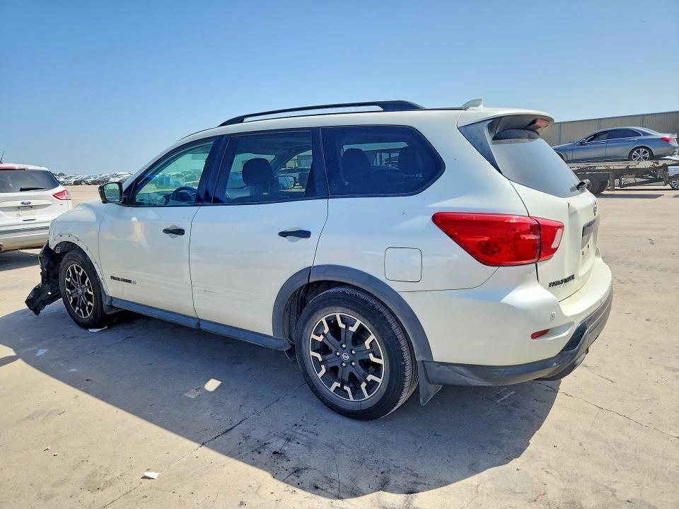 2020 Nissan Pathfinder SL