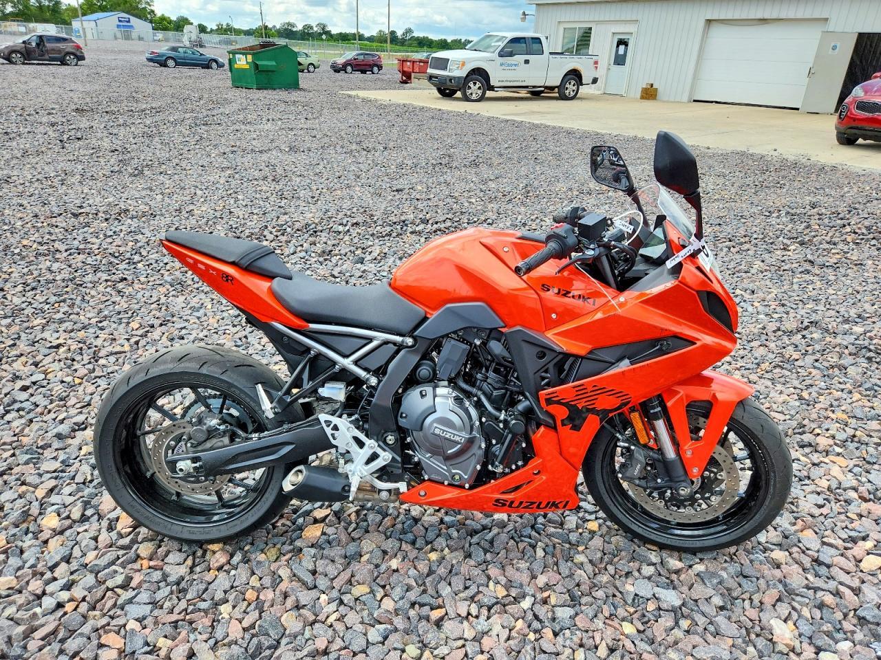 2026 Suzuki GSX800 F