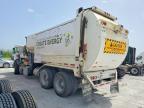 2019 Peterbilt 520 Refuse Truck