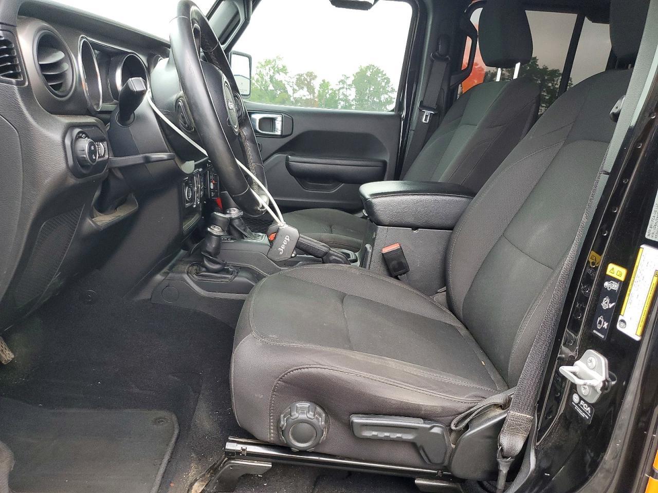 2022 Jeep Gladiator Sport