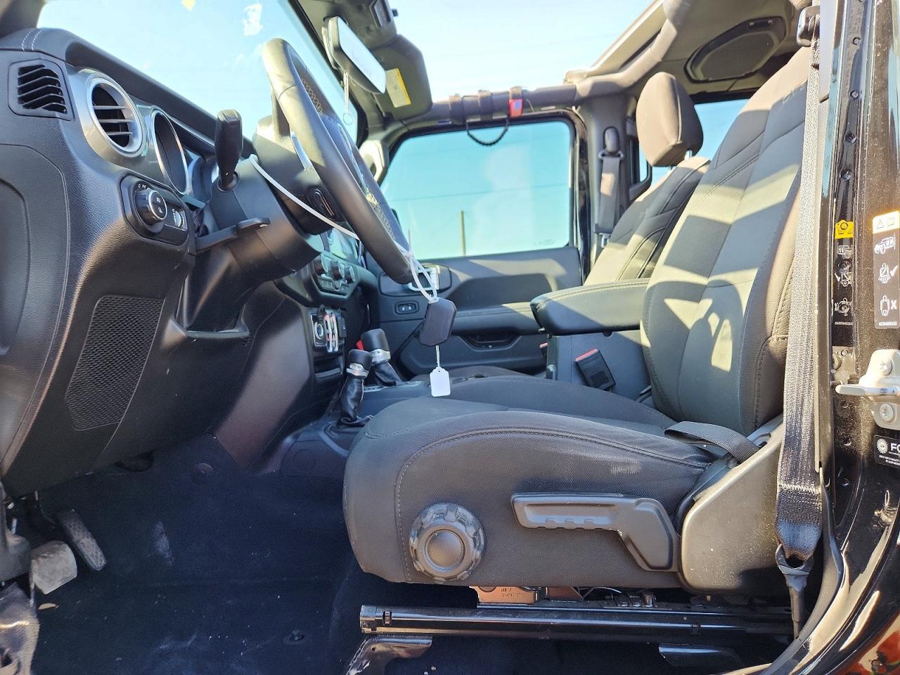 2023 Jeep Gladiator Overland