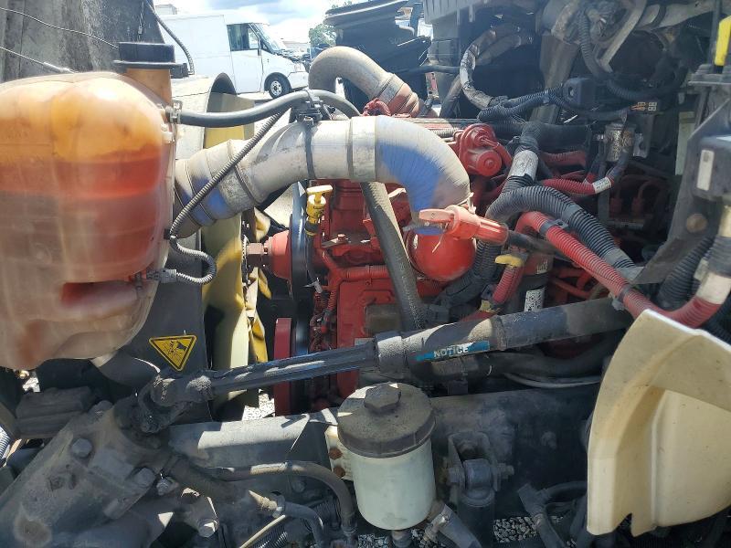 2018 International 4300 BOX Truck