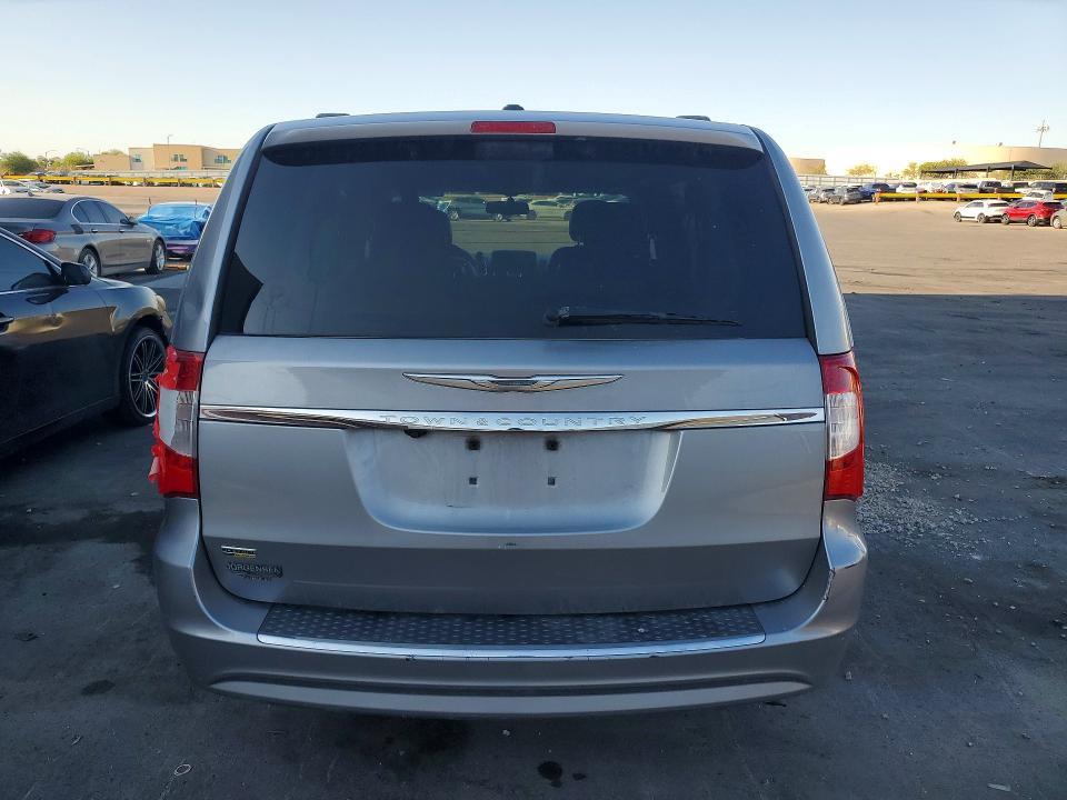 2013 Chrysler Town & Country Touring