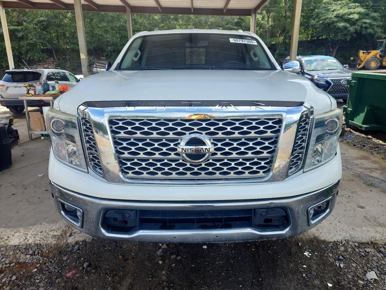 2017 Nissan Titan SL