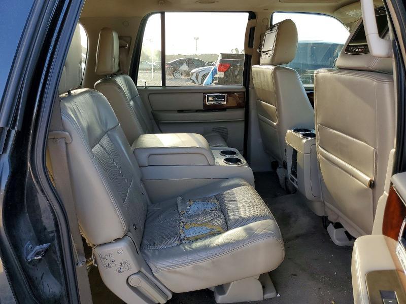 2012 Lincoln Navigator l