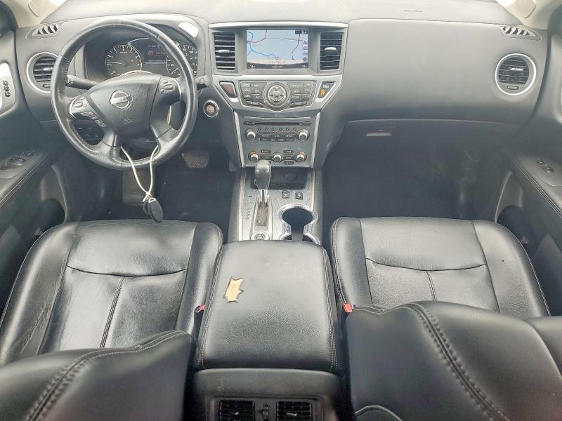 2017 Nissan Pathfinder s