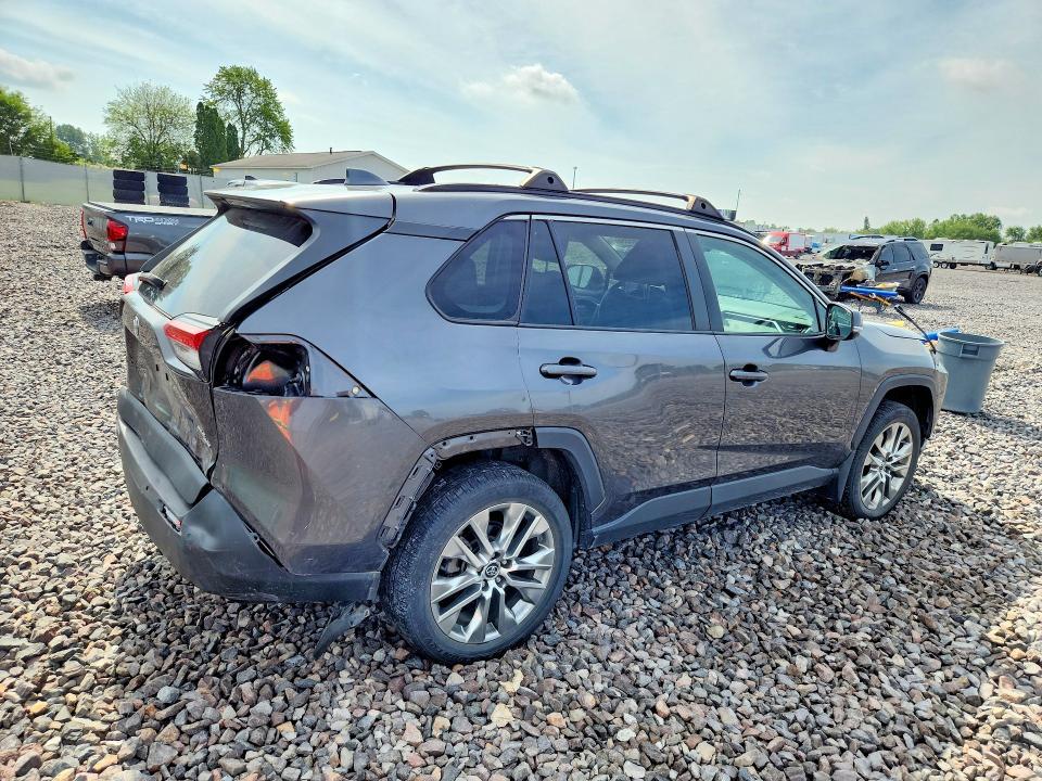 2020 Toyota Rav4 xle Premium