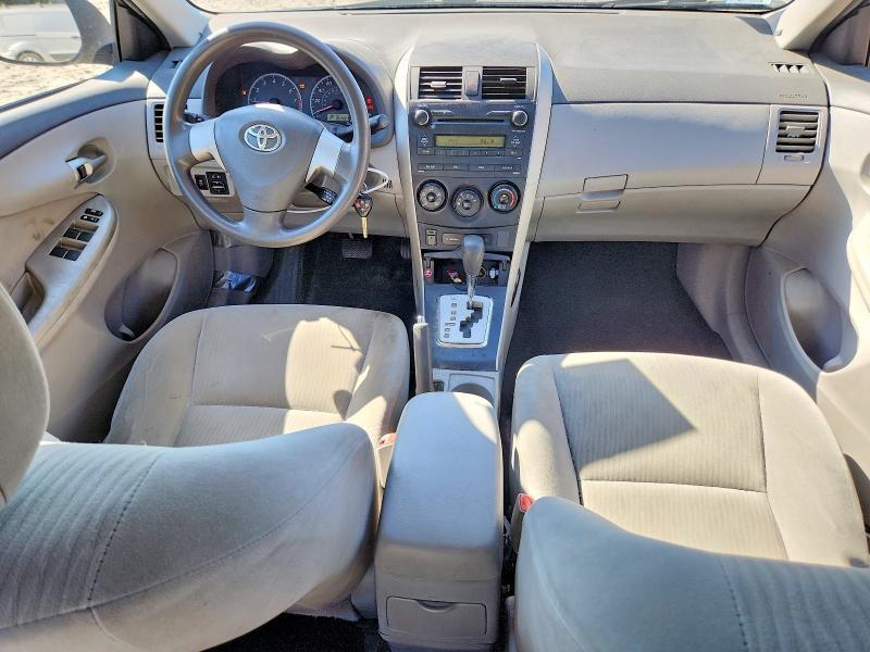 2010 Toyota Corolla le