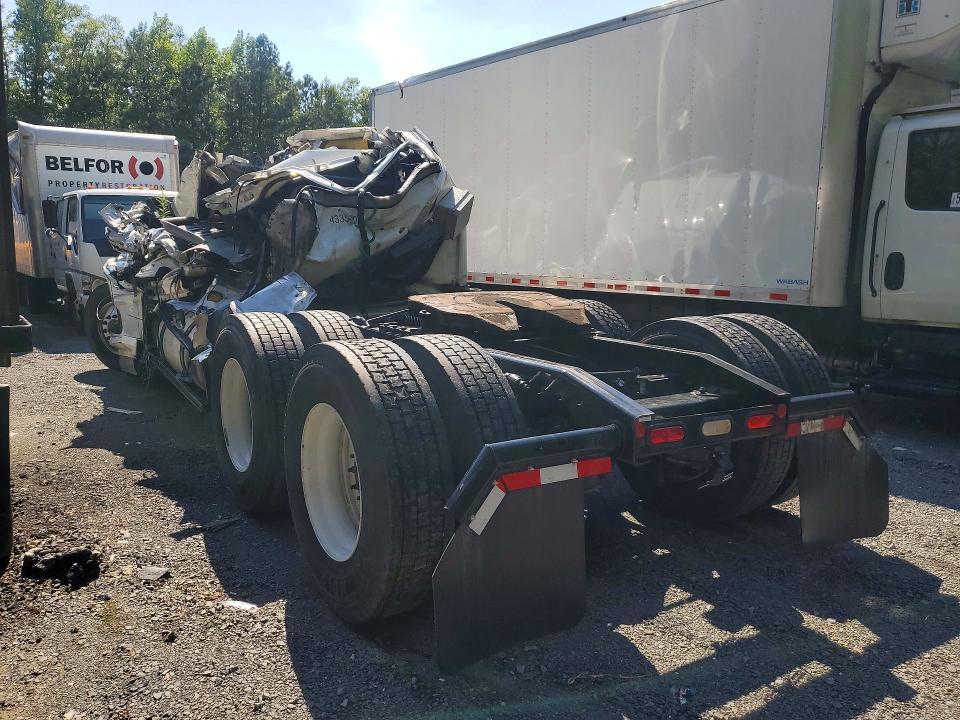 2022 Freightliner Cascadia 126 Semi Truck