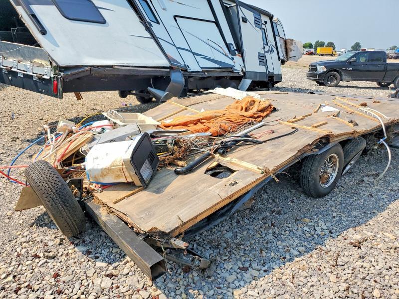 2015 Shadow Cruiser Recreational Vehicle (RV)