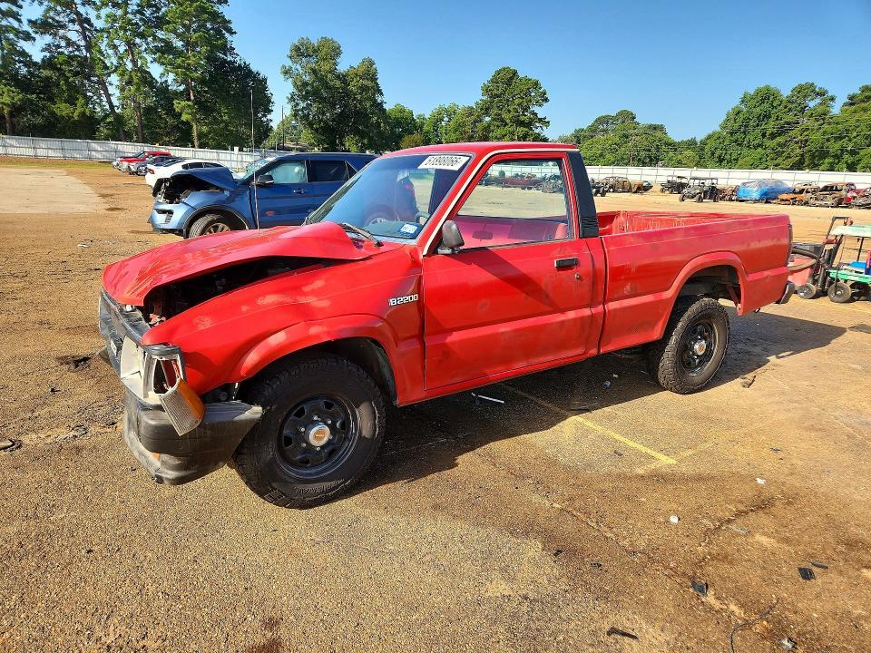 1990 Mazda B2200 Short BED