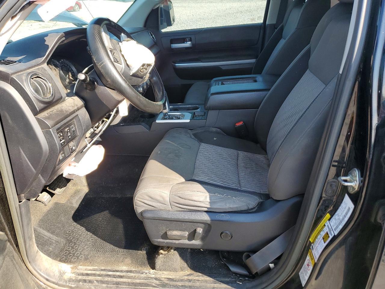 2017 Toyota Tundra SR5