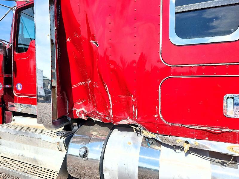 2020 Kenworth Construction W900