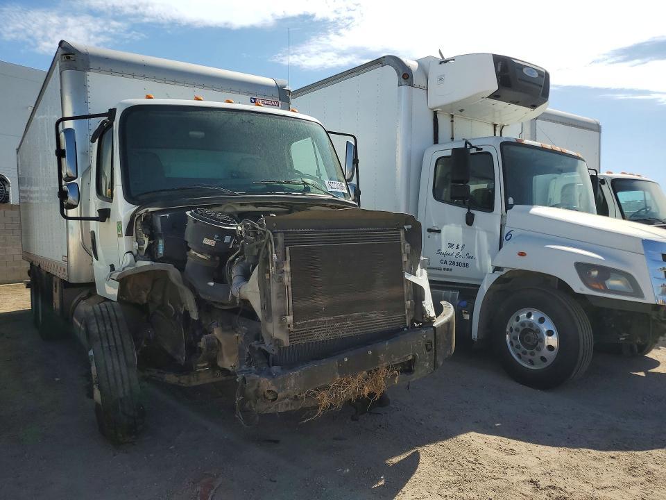 2020 Freightliner Business Class M2 BOX Truck
