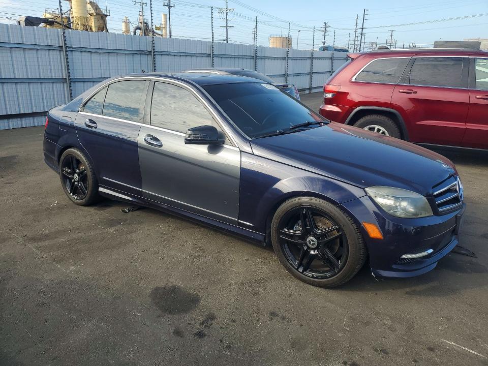 2011 Mercedes-Benz C300