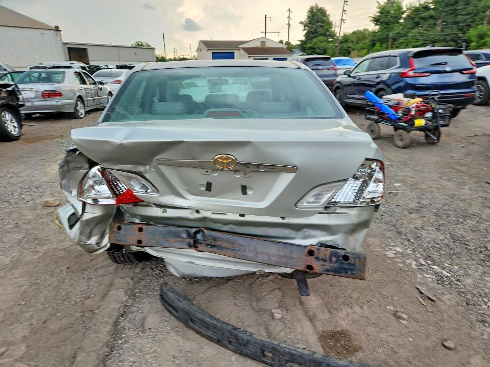 2002 Toyota Avalon XLS