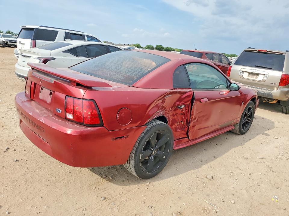 2003 Ford Mustang 2DR