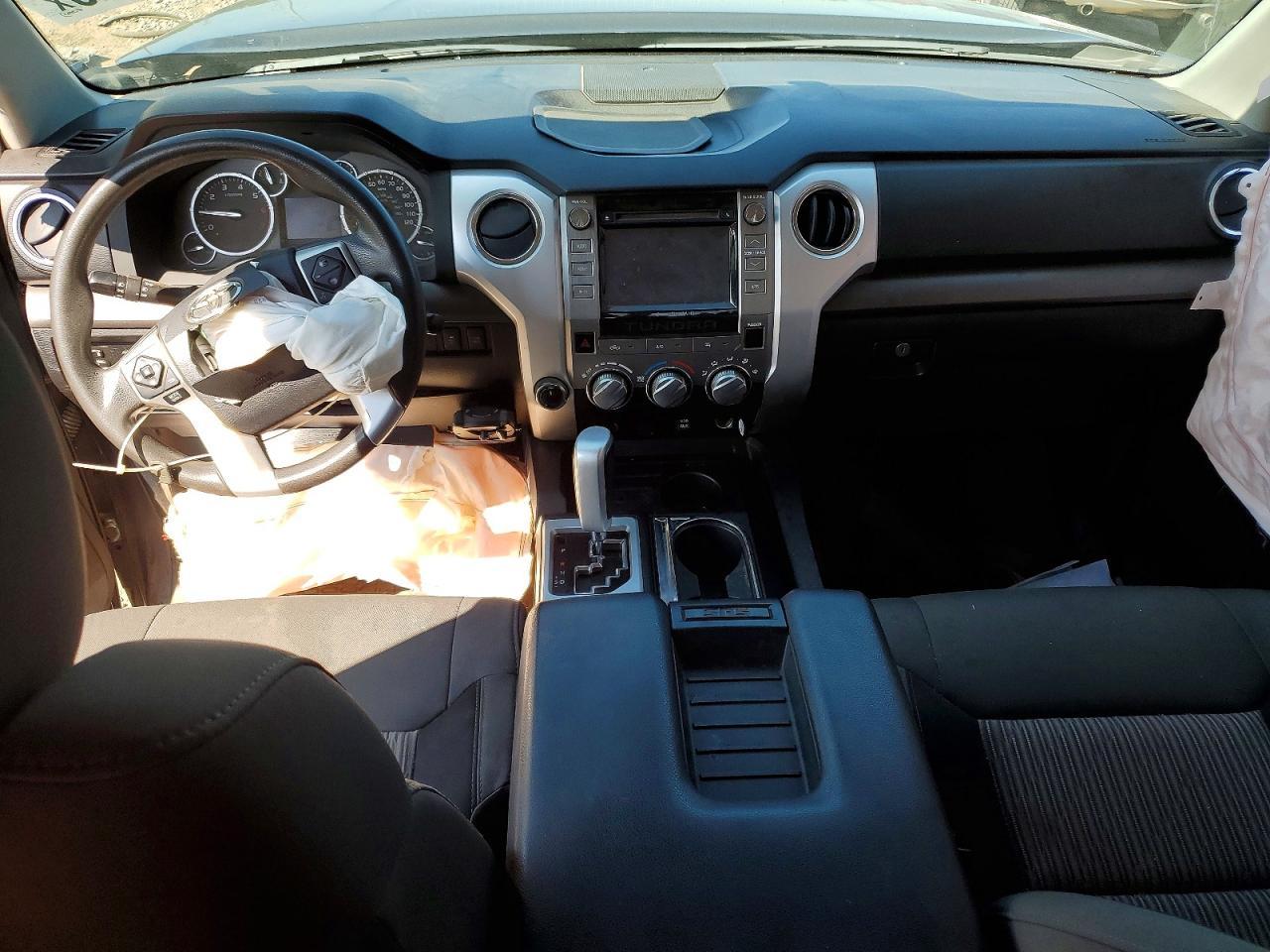 2015 Toyota Tundra SR5