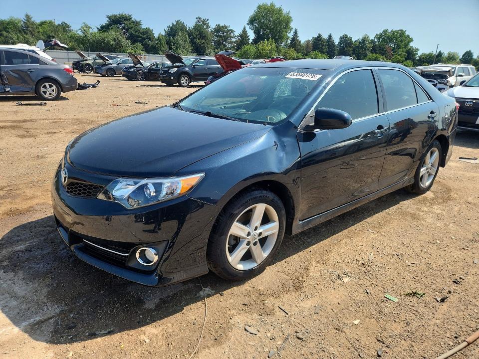 2014 Toyota Camry se