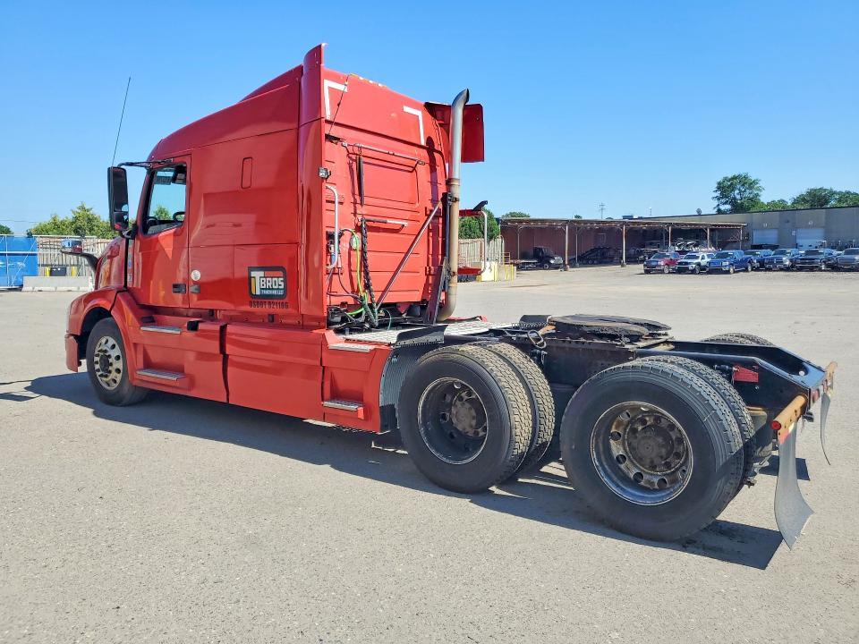 2016 Volvo VNL Semi Truck
