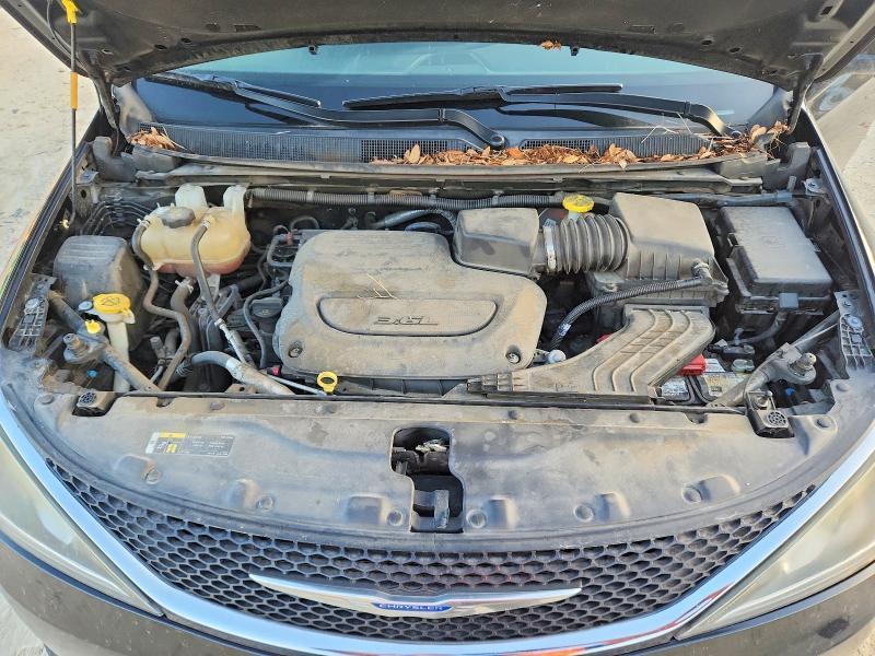 2019 Chrysler Pacifica Touring l