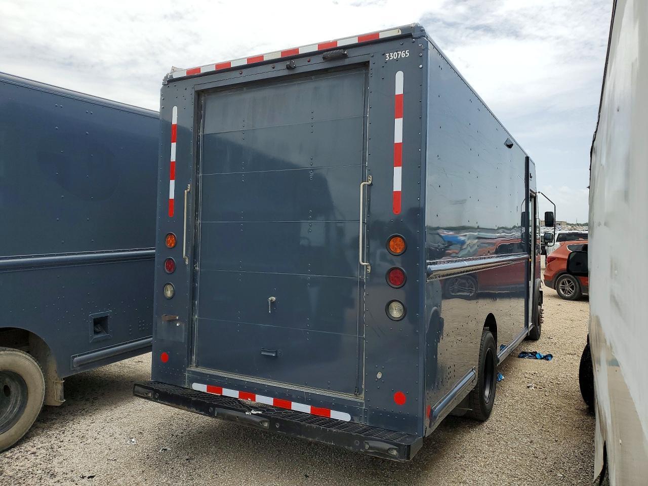 2021 Ford F59 Delivery Truck