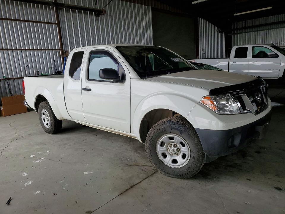 2013 Nissan Frontier s