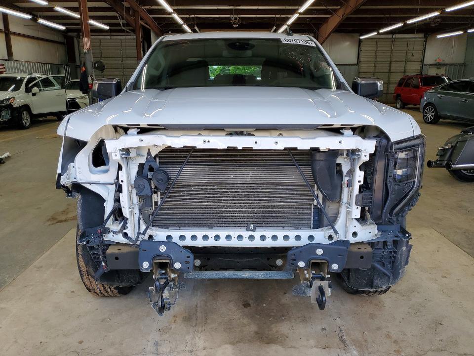 2024 GMC Sierra K1500 SLE