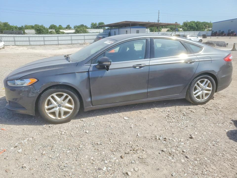 2016 Ford Fusion se