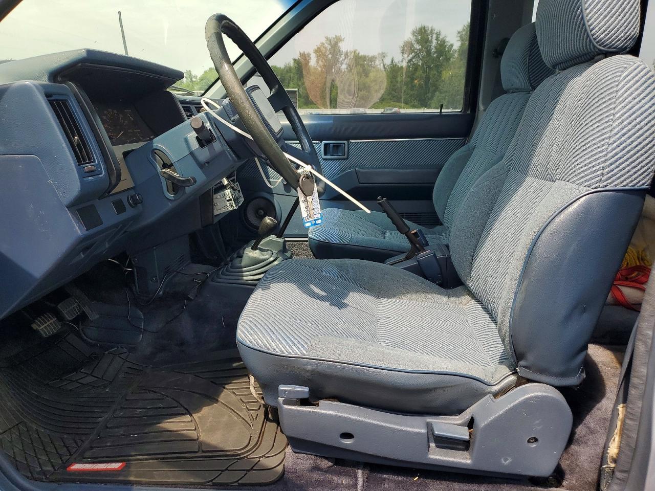 1987 Nissan Truck SE V6