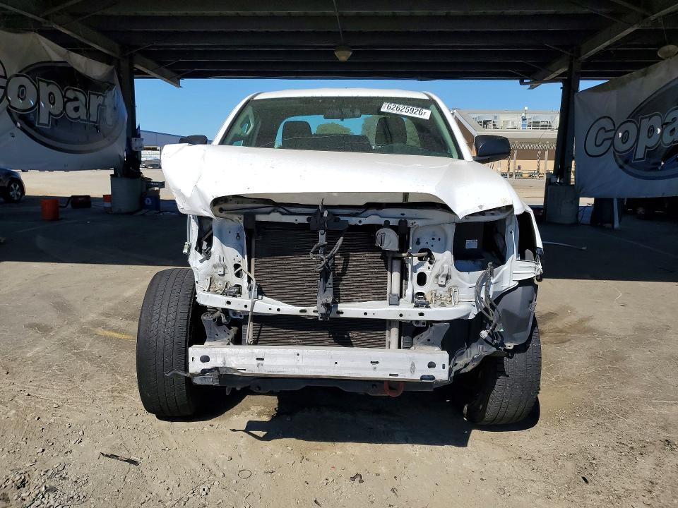 2016 Toyota Tacoma SR