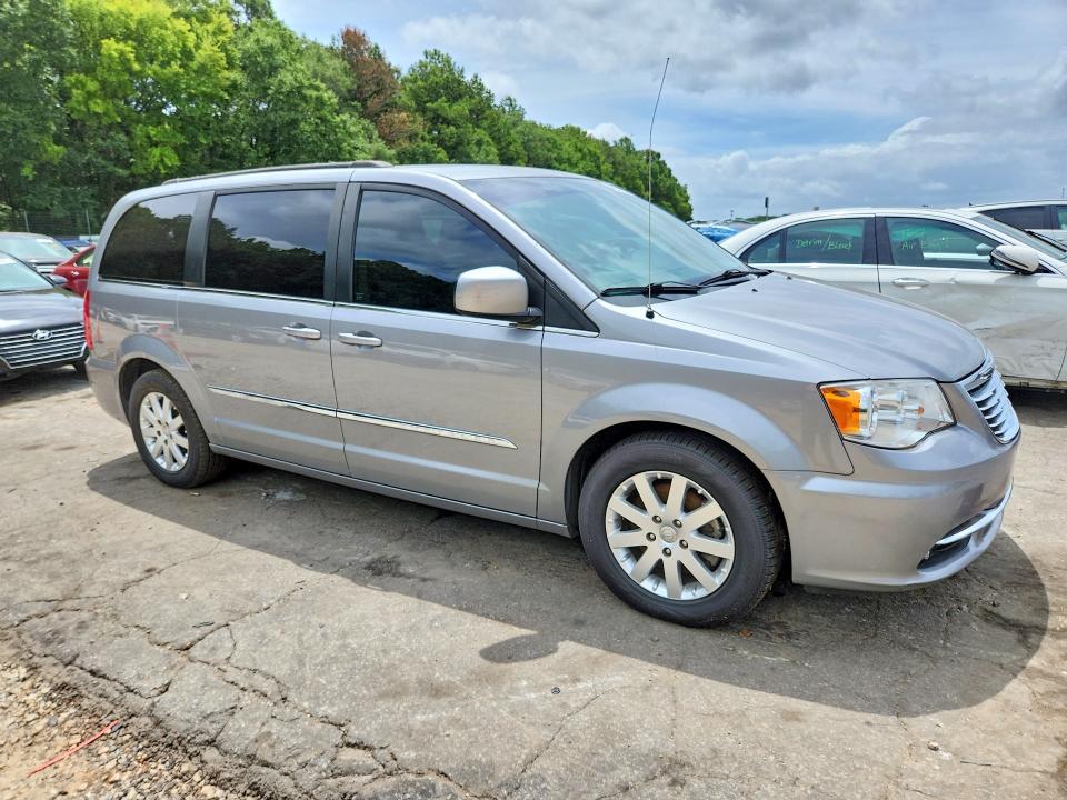 2015 Chrysler Town & Country Touring
