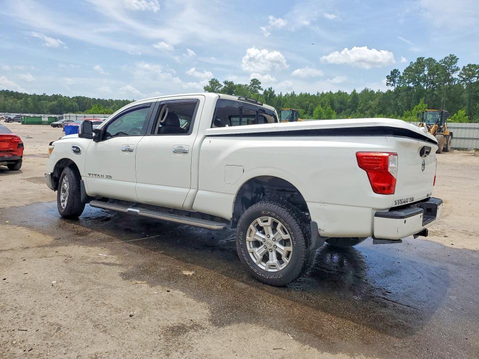 2016 Nissan Titan XD SL